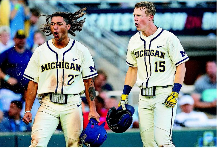 Underdog a win away from dogpile